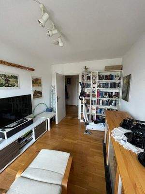 Kinderzimmer Blick 1