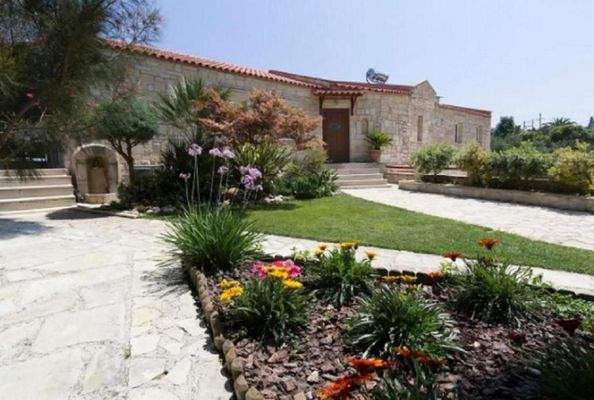 Kreta, Agia Marina: Luxuriöse Steinvilla mit Meer- und Sonnenuntergangsblick zu verkaufen