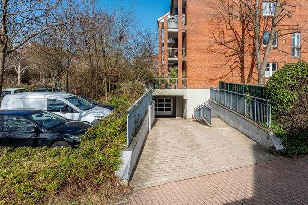 Einfahrt in die Tiefgarage