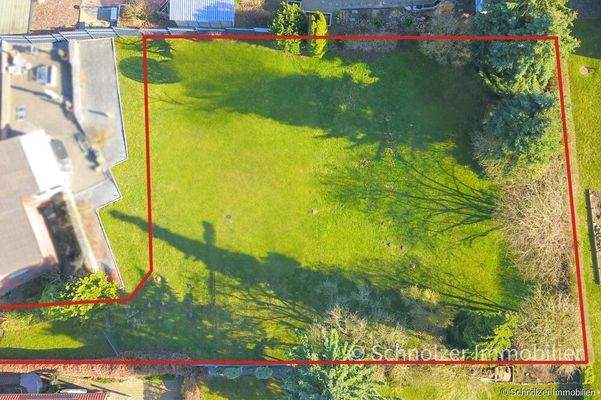 Luftansicht mit beispielhafter Grundstücksteilung