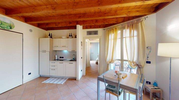 AB-073-11-Appartamento-in-residence-a-Manerba-del-