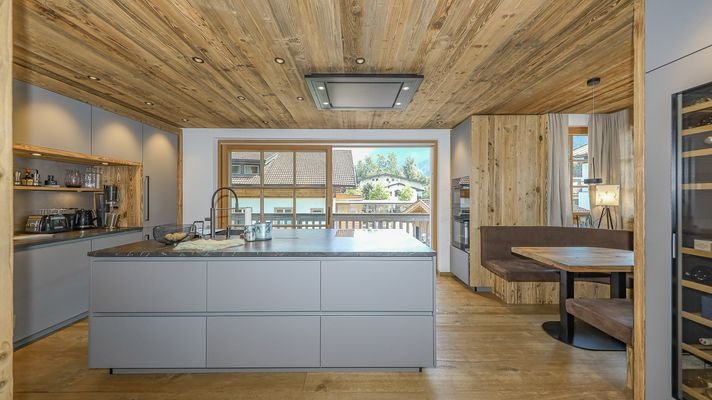 KITZIMMO-Luxuswohnung mit Pool in zentraler Toplage - Immobilien Kitzbühel.