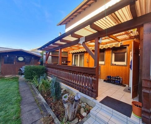 Wohnung EG - Terrasse / Loggia