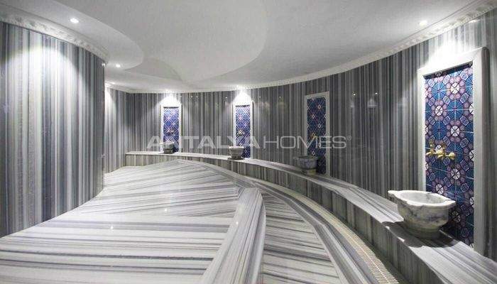 Furnished Pool-View Flat in Antalya Konyaaltı