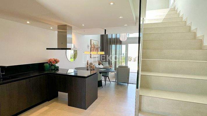 Elegant Semi-Detached Golf Villas with Pools in Algorfa