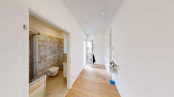 WUNDERSCHONE-SANIERTE-4-ZIMMER-ALTBAUWOHNUNG-MIT-2