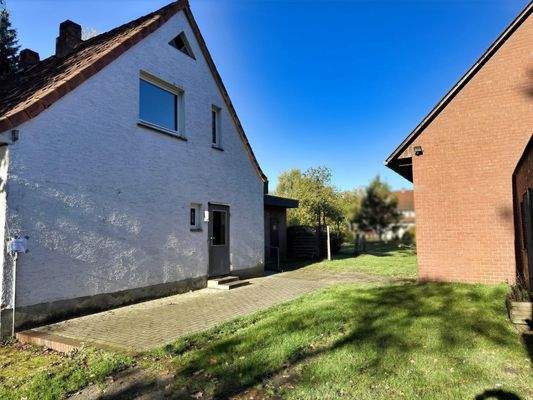 Ansicht Hof und Nebeneingang