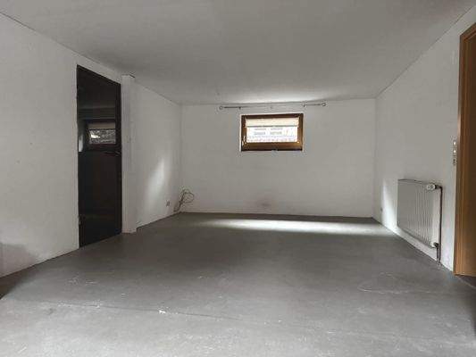 Hobbyraum im Keller mit fast 32 m²