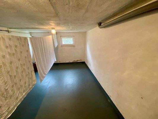 Trockenraum im Keller.jpg