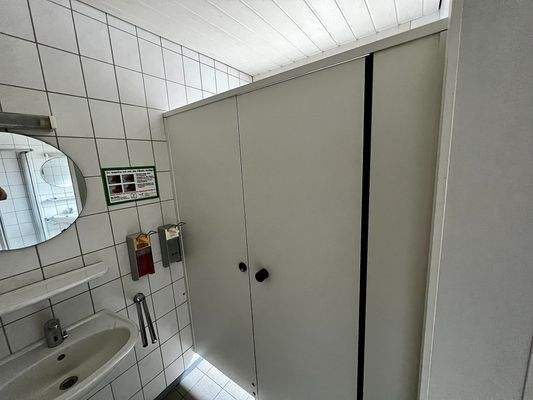 WC-Anlage Mitarbeiter 