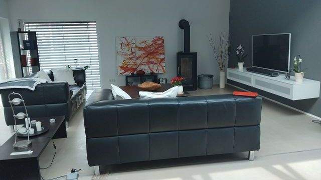 Blick in den Wohnbereich.jpg