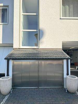 Mülltonnenverkleidung