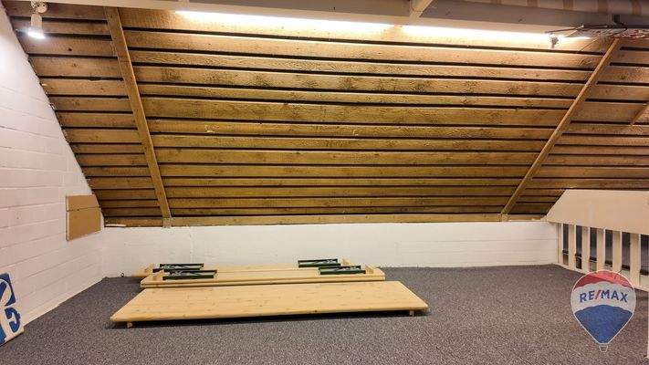 DJI_20251203121356_0261_D