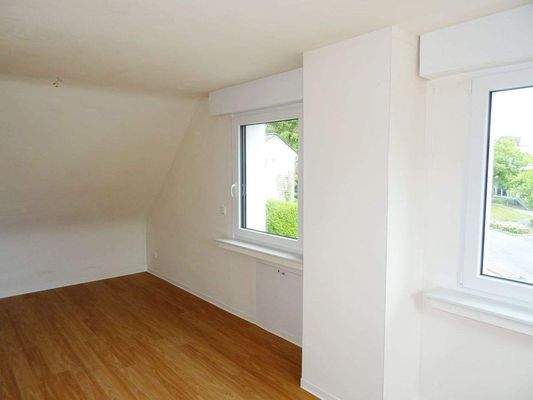 OG: Kinder-/Arbeitszimmer - Ansicht 2