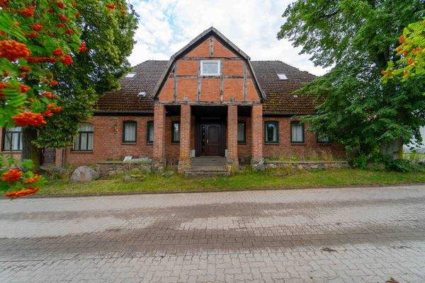 Außenansicht + Garten-26