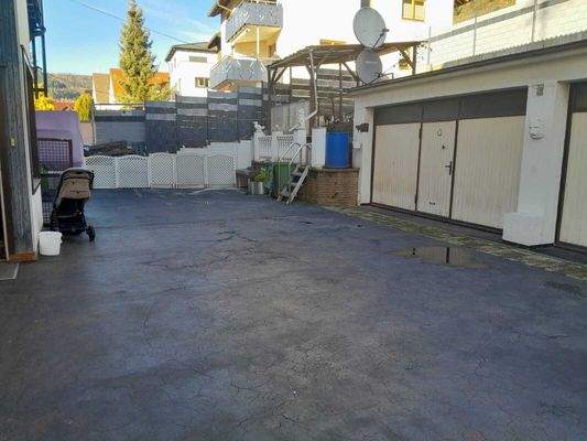 Hof, Garage, Stellplatz