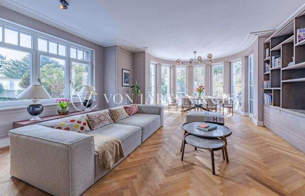 Zeitlose Architektur & exquisite Ausstattung – Eine besondere Stadtvilla!