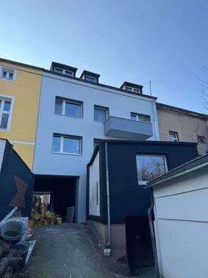 Rückseite mit Anbau