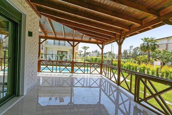 Modernly Designed Villas in a Complex in Belek Kadriye