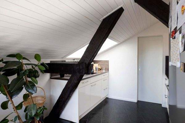 Einbauküche mit Vorratsraum