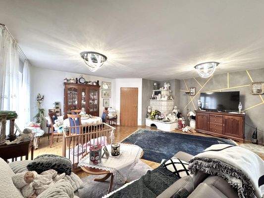 Wohn-/Esszimmer (EG)