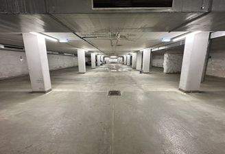 Tiefgarage (1)