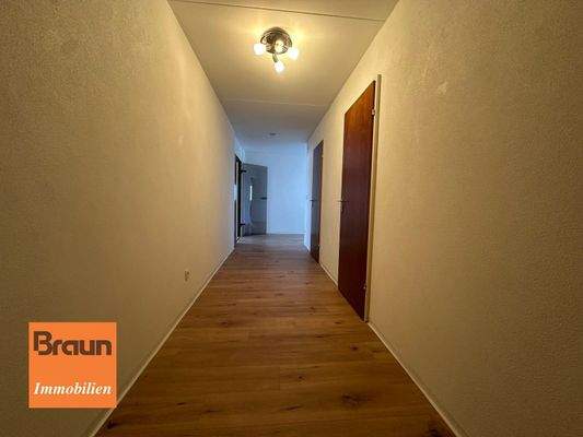 4,5-Zi.-ETW, VS-S, Flur