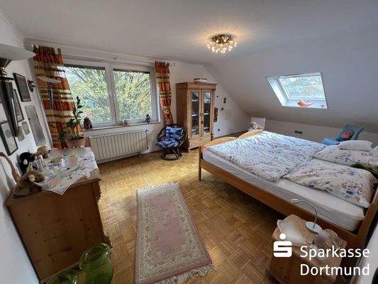 Raum 2 - Schlafzimmer