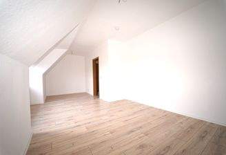 Wohnzimmer nach vorn