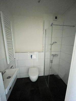 Badezimmer 2