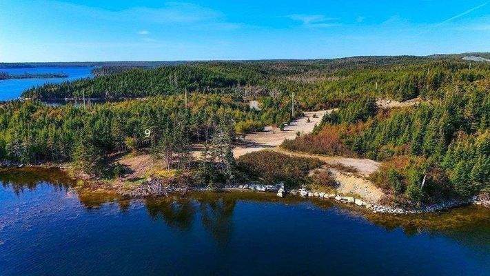 Direkter Blick auf Lot 9