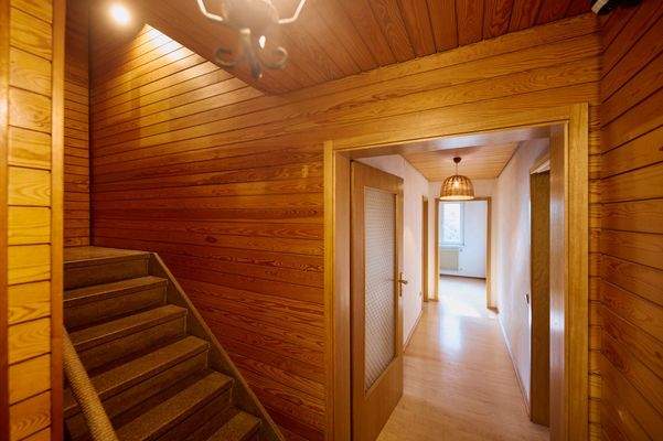 Treppenhaus und Flur Erdgeschoss