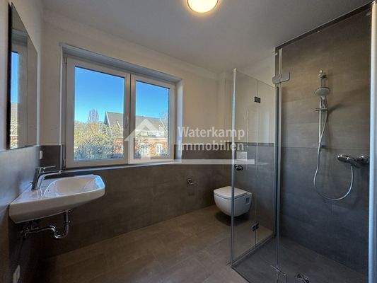 03 Bad  (unmöbliert)