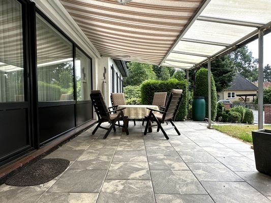 Überdachte Terrasse