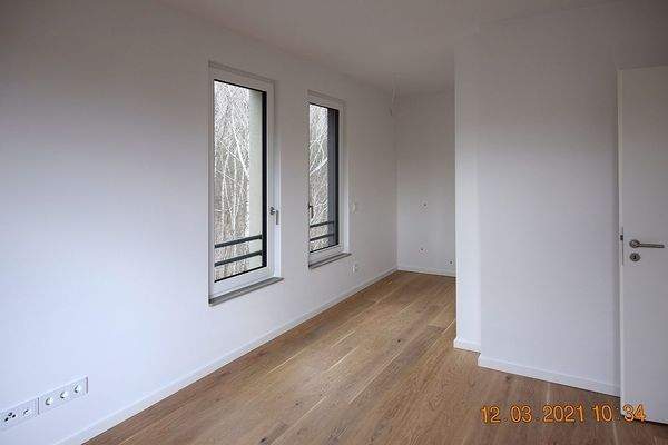 SZ 2 mit begehbarem Schrankbereich WE113.jpg