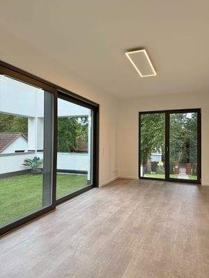 Kinderzimmer mit Terrasse