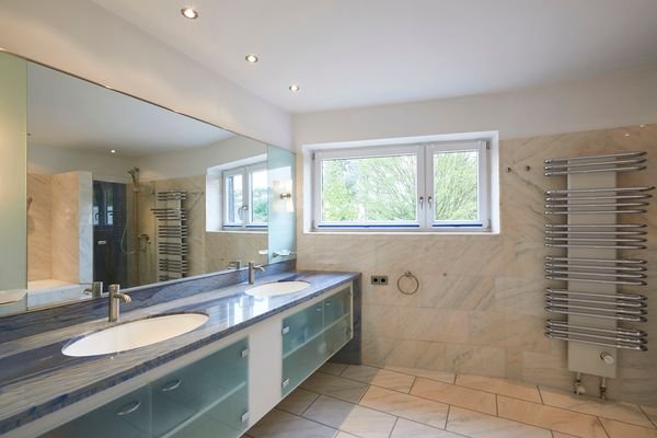 Badezimmer OG Ansicht