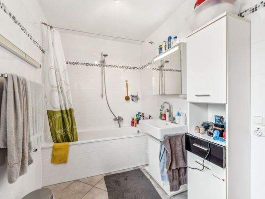 OG links Bad und WC_1