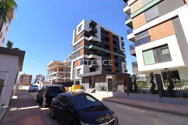 Flats with a Pool and Underfloor Heating in Antalya Kepez