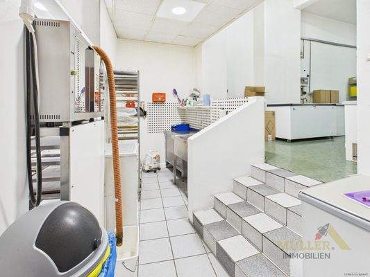 CAM05667G0-PR0015-STILL007