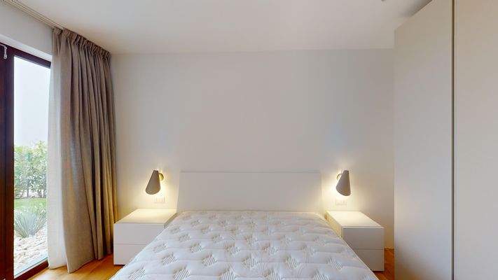 DD-066-16-Villa-con-piscina-e-vista-lago-10292024_