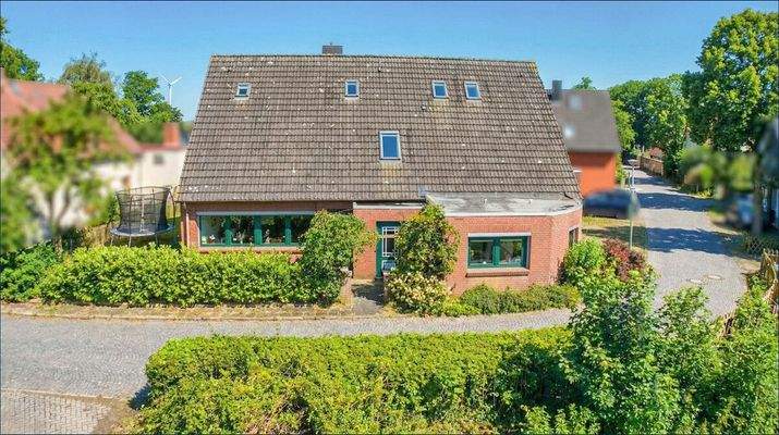 Ein/Zweifamilienhaus in Weddewarden