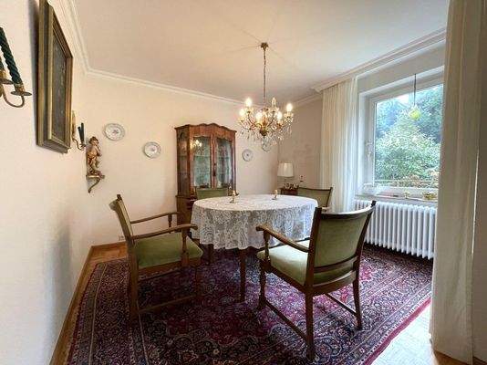 Esszimmer oder Büroecke