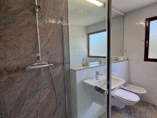 Badezimmer, EG