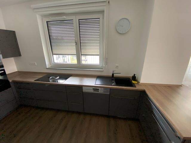 Stilvoll wohnen: Hochwertige 4-Zimmer-Dachgeschosswohnung - Photo 4