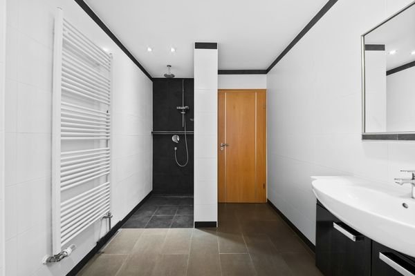 Badezimmer DG