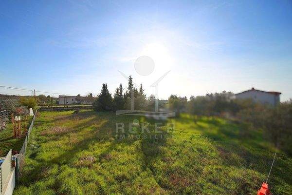 Baugrundstück in der Nähe von Vodnjan