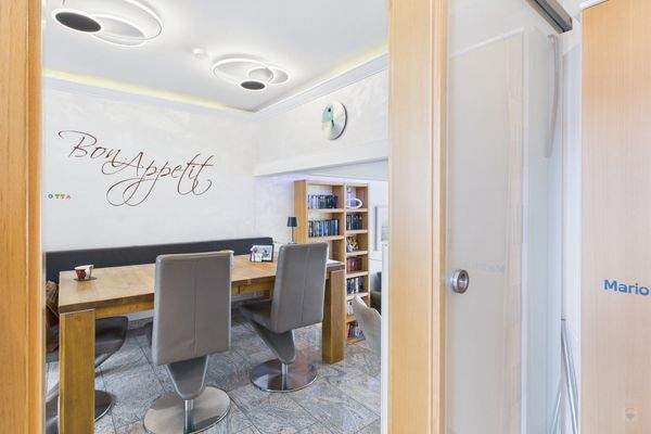 Schlossstraße 22 – 54293 Trier-Quint