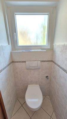 OG Gäste WC mit Fenster