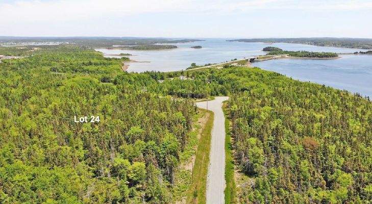 Cape Breton - 37,4 Hektar mit Atlantik-Zugang in t